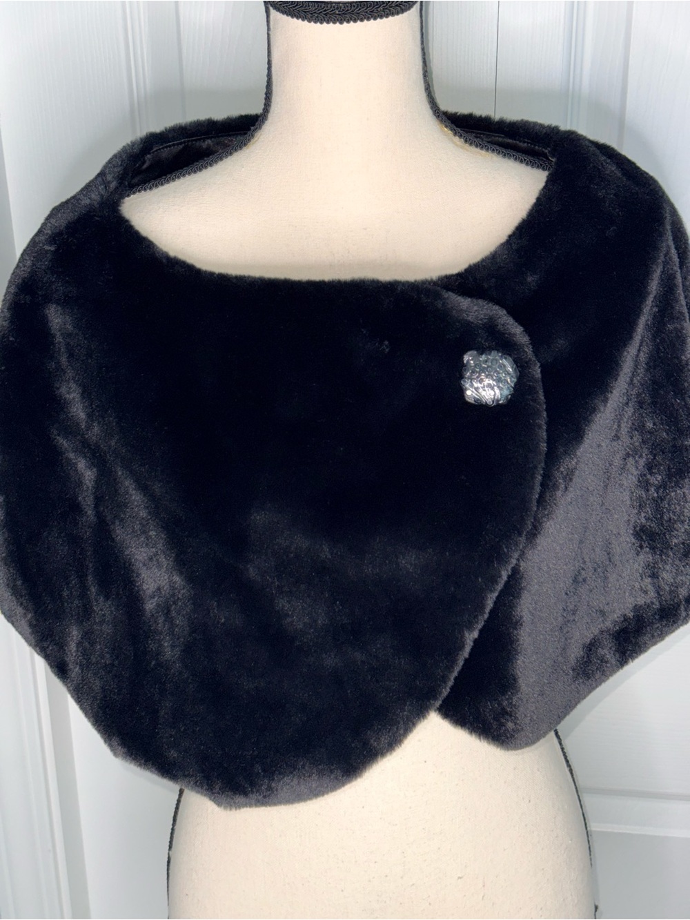Danny & Nicole Black Faux Fur Shoulder Wrap with Decorative Brooch